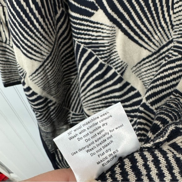 Sibin Linnebjerg Sweater XS  Geometric Print Multicolor Pockets 3/4 Sleeve Open - Picture 7 of 11